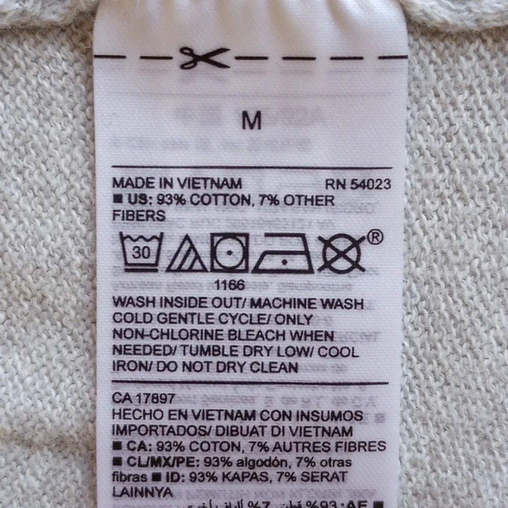 NWT Old Navy Fine Knit Cotton Sweater M Long Sleeve Crewneck Gray Silver Stars - Picture 4 of 6